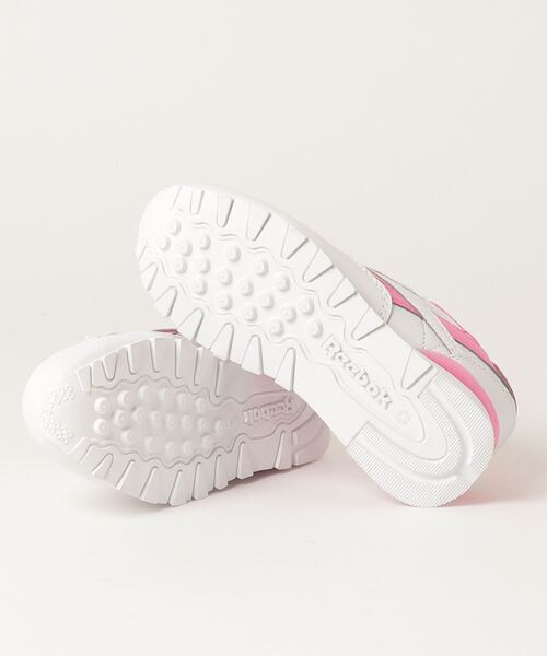 Reebok（リーボック）の「クラシックレザー ステップン フラッシュ / Classic Leather Step 'n' Flash /（スニーカー・キッズ・ホワイト×ピンク/ホワイト×ネイビー・18.0cm/19.0cm/22.0cm/17.0cm/20.0cm/21.0cm）」の4枚目の写真