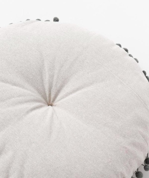 チャイハネ（チャイハネ）の「【チャイハネ】カシュールラウンドクッション（クッション/クッションカバー・レディース・ホワイト/ベージュ/ネイビー/グレー/ピンク/ブルー/レインボー・FREE）」の10枚目の写真