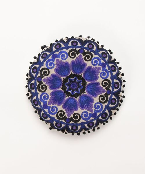 チャイハネ（チャイハネ）の「【チャイハネ】カシュールラウンドクッション（クッション/クッションカバー・レディース・ホワイト/ベージュ/ネイビー/グレー/ピンク/ブルー/レインボー・FREE）」の12枚目の写真