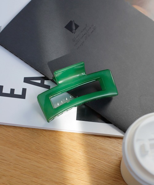 ANEMONE（アネモネ）の「スクエアカラーバンス（バレッタ/ヘアクリップ・レディース・ネイビー/ピンク/オレンジ/グリーン/アイボリー・FREE）」の3枚目の写真