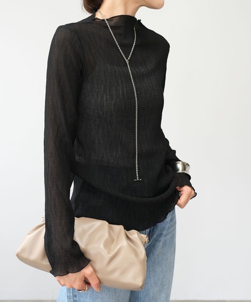 ANDJ(アンドジェイ)の「【2022/AW】楊柳プリーツシアートップス(Tシャツ/カットソー・レディース・ブラック/ブラウン/アイボリー・M)」の14枚目の写真