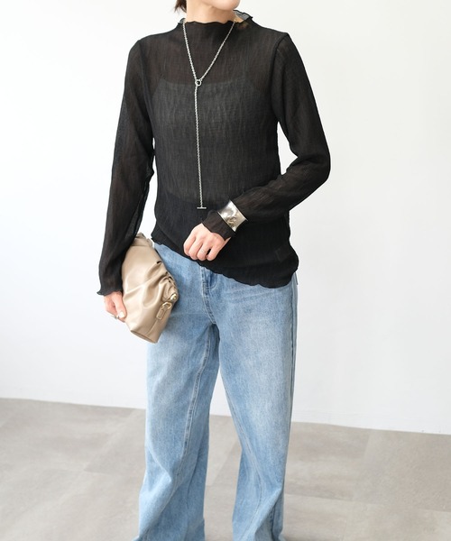 ANDJ(アンドジェイ)の「【2022/AW】楊柳プリーツシアートップス(Tシャツ/カットソー・レディース・ブラック/ブラウン/アイボリー・M)」の21枚目の写真