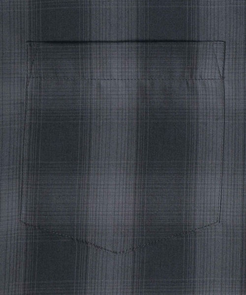 ANPAS（アンパス）の「TR Oversize Balloon Sleeve Ombre Check Shirt/TR オーバーサイズ バルーンスリーブ オンブレチェックシャツ（シャツ/ブラウス・メンズ・ブラック/ブラウン/レッド/ブルー・M/L/LL）」の11枚目の写真