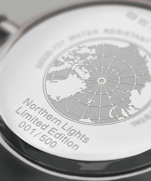 BERING（ベーリング）の「Northen Lights2022 14240-002（アナログ腕時計・レディース・ネイビー・FREE）」の2枚目の写真