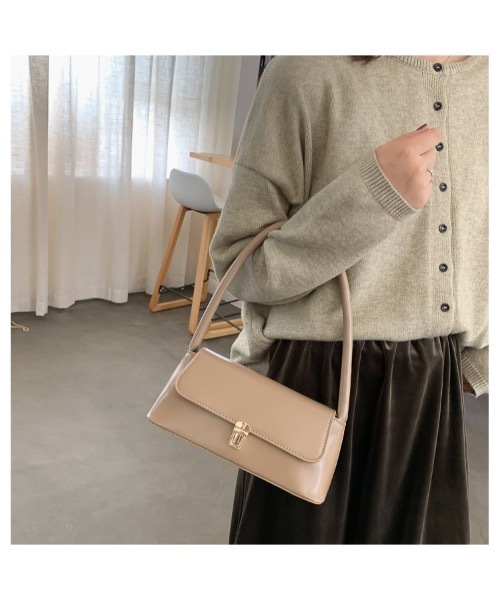Burner(バーナー)の「【OKUOKU 0909】スクエア ワンショルダー バッグ フェイクレザー / oku-bag-500-15(ショルダーバッグ・レディース・その他1/その他2/その他4/その他3・FREE)」の5枚目の写真
