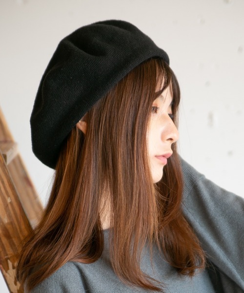 14+（イチヨンプラス）の「国産ウール混ストレッチベレー帽（ハンチング/ベレー帽・レディース・ブラック/ブラウン/グリーン/ワインレッド/グレー/ネイビー/マスタード・FREE）」の2枚目の写真