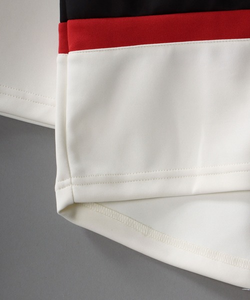 SITRY（シトリー）の「wide silhouette wappen hockey shirt/ワイドシルエット ワッペン ホッケー シャツ（スウェット・メンズ・ホワイト/ブラック/ブルー・M/L）」の15枚目の写真