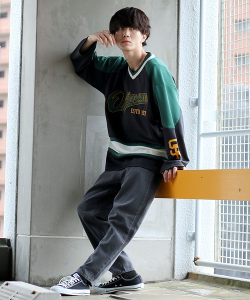 SITRY（シトリー）の「wide silhouette wappen hockey shirt/ワイドシルエット ワッペン ホッケー シャツ（スウェット・メンズ・ホワイト/ブラック/ブルー・M/L）」の9枚目の写真