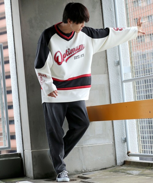 SITRY（シトリー）の「wide silhouette wappen hockey shirt/ワイドシルエット ワッペン ホッケー シャツ（スウェット・メンズ・ホワイト/ブラック/ブルー・M/L）」の10枚目の写真