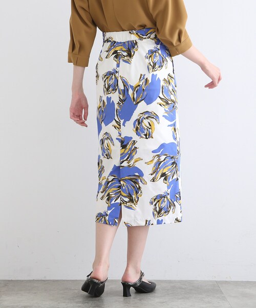 INDIVI(インディヴィ)の「◆【洗える】フラワープリント ストレートスカート(スカート・レディース・ホワイト系その他/ブラック系・40/38/36/03/05/15 /13/19)」の20枚目の写真