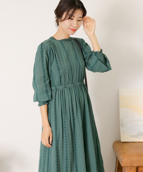 URBAN RESEARCH Sonny Label(アーバンリサーチサニーレーベル)の「レースカラー楊柳ギャザーワンピース(ワンピース・レディース・グリーン/ピンク/ブラック・FREE)」の5枚目の写真