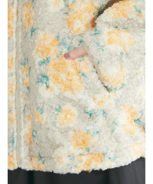 ESCAR（エスカー）の「■ESCAR　2wayフラワーptボアブルゾン（その他アウター・レディース・ターコイズブルー/ベージュ・FREE）」の11枚目の写真