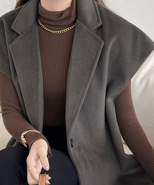 BANNER SELECT(バナーセレクト)の「フレンチミドルトテーラードジャケットジレ(ベスト・レディース・チャコールグレー/ブラック/アイボリー/ブラウン・L/M)」の11枚目の写真