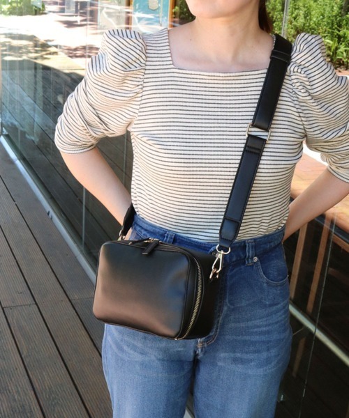 MIAN (ミアン)の「BELLIS / スクエアショルダーバッグ(ショルダーバッグ・レディース・ブラック/ブラウン/グリーン/アイボリー・FREE)」の8枚目の写真