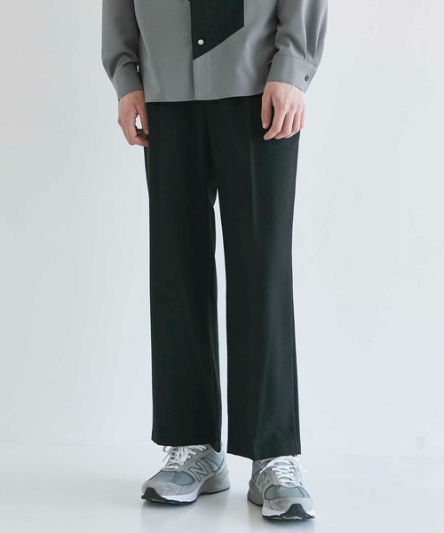 CITY TOKYO(シティトウキョウ)の「LANATECストレートワイドパンツ(スラックス・メンズ・ブラック/ブラウン/グリーン/グレイッシュベージュ・1/2/3)」の2枚目の写真