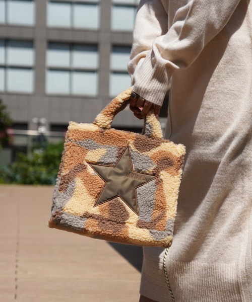 AVIREX（アヴィレックス）の「≪直営店限定≫BOA STAR MINI TOTE BAG/ ボアスターミニトートバッグ（トートバッグ・レディース・ブラック/ベージュ系その他/チャコール/ホワイト系2/カーキ系2・F）」の13枚目の写真