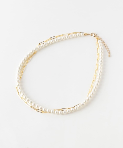 F by ROSSO（エフバイロッソ）の「F by ROSSO　パール×チェーン2連ネックレス（ネックレス・レディース・ホワイト・-）」の4枚目の写真