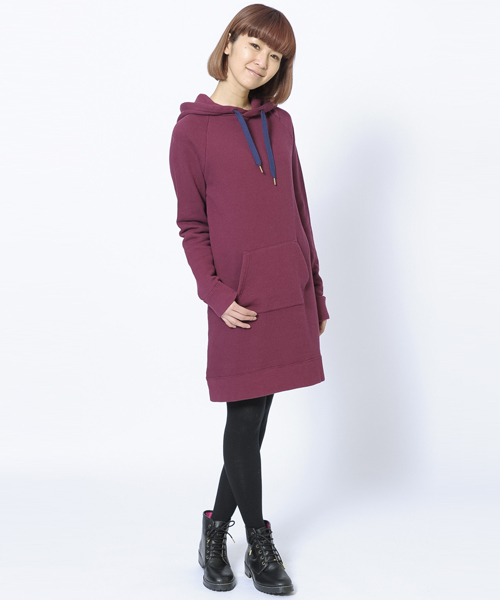 X-girl(エックスガール)の「LOGO SWEAT HOODIE DRESS(ワンピース・レディース・ブラック/アッシュ/バーガンディー/ネイビー・1/2)」の5枚目の写真