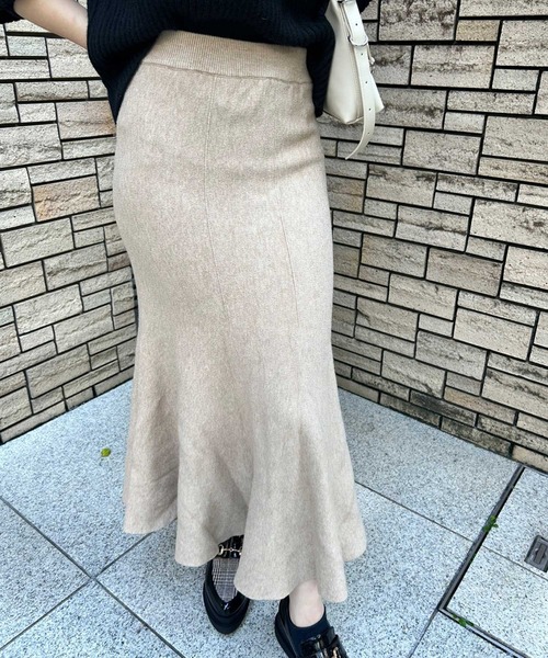 SPIGA（スピーガ）の「ニットロングマーメイドスカート（スカート・レディース・ブラック/グレー/ベージュ・FREE）」の11枚目の写真