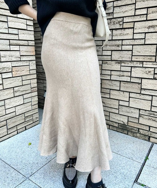 SPIGA（スピーガ）の「ニットロングマーメイドスカート（スカート・レディース・ブラック/グレー/ベージュ・FREE）」の10枚目の写真