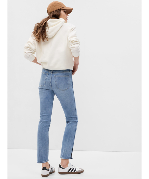 GAP（ギャップ）の「ウォッシュウェル ミッドライズ スプリットヘム ヴィンテージ スリムデニム（デニムパンツ・レディース・ライトインディゴブルー・25/26/23/24/27/28/29/30）」の3枚目の写真