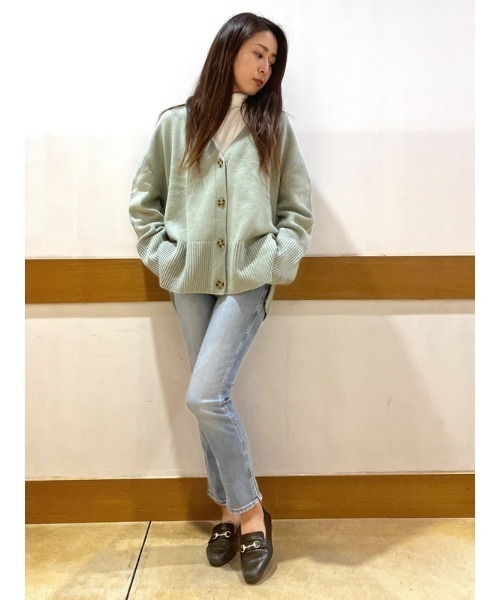 GAP（ギャップ）の「ウォッシュウェル ミッドライズ スプリットヘム ヴィンテージ スリムデニム（デニムパンツ・レディース・ライトインディゴブルー・25/26/23/24/27/28/29/30）」の7枚目の写真