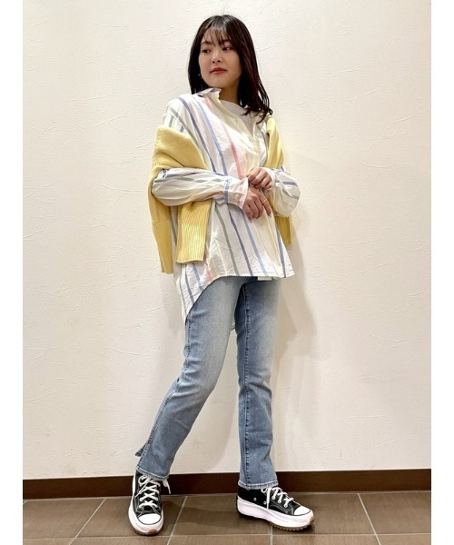 GAP（ギャップ）の「ウォッシュウェル ミッドライズ スプリットヘム ヴィンテージ スリムデニム（デニムパンツ・レディース・ライトインディゴブルー・25/26/23/24/27/28/29/30）」の18枚目の写真