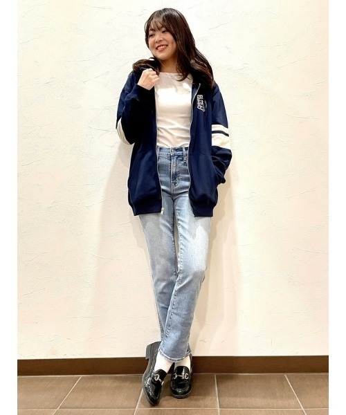 GAP（ギャップ）の「ウォッシュウェル ミッドライズ スプリットヘム ヴィンテージ スリムデニム（デニムパンツ・レディース・ライトインディゴブルー・25/26/23/24/27/28/29/30）」の10枚目の写真