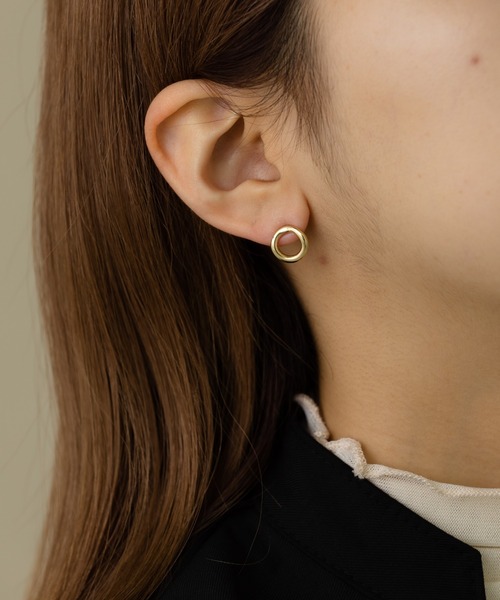 VATSURICA（バツリカ）の「〈VATSURICA〉silver 925 / 金属アレルギー対応 / ニュアンス ラウンド ピアス（ピアス（両耳用）・レディース・シルバー/ゴールド・FREE）」の3枚目の写真