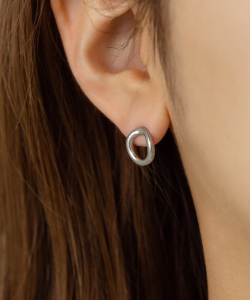 VATSURICA（バツリカ）の「〈VATSURICA〉silver 925 / 金属アレルギー対応 / ニュアンス ラウンド ピアス（ピアス（両耳用）・レディース・シルバー/ゴールド・FREE）」の5枚目の写真