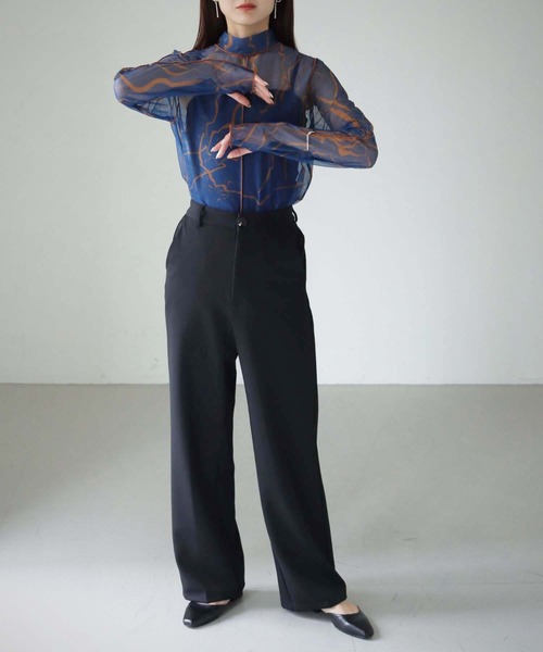 cheriella（シェリエラ）の「【cheriella】WEB限定フィンガーホールマーブルハイネックシアートップス長袖（Tシャツ/カットソー・レディース・ブラック/グレイッシュベージュ/ブルー/カーキ/グレー系その他/グレー/ブルーグリーン/ワイン・M）」の10枚目の写真