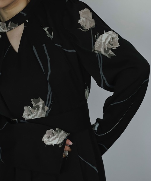 Ezick（エジック）の「Falling flower レディモードワンピース（ドレス