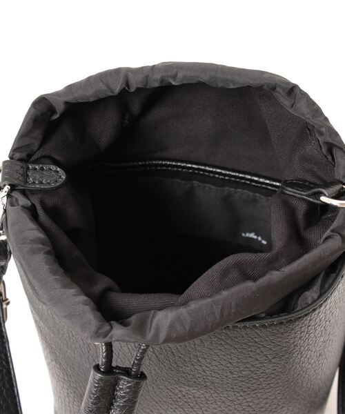 An+u(アンユー)の「巾着ショルダーバッグ(ショルダーバッグ・レディース・ホワイト/ブラック・ONE SIZE)」の12枚目の写真