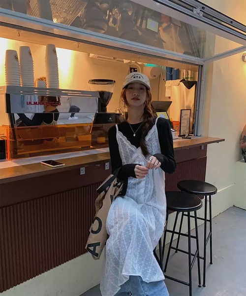 LYEON(リヨン)の「レースキャミワンピース(ワンピース・レディース・ホワイト・FREE)」の4枚目の写真