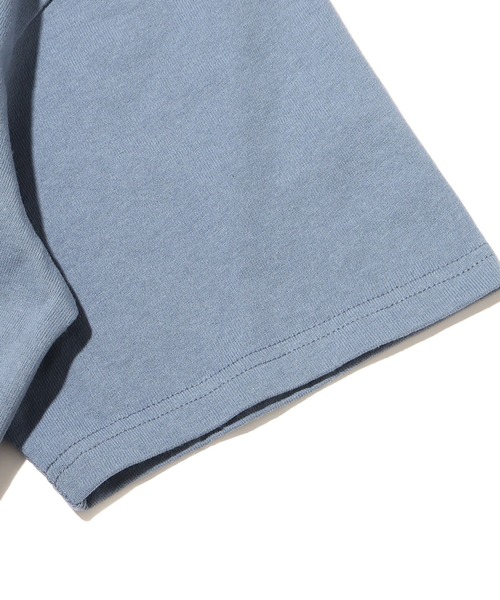 UGG（アグ）の「UGG@mos ロゴ刺繍 Tシャツ / アグ ロゴシシュウ ティシャツ（Tシャツ/カットソー・レディース・ホワイト/ブラック/ブルー・M/L/XL）」の8枚目の写真