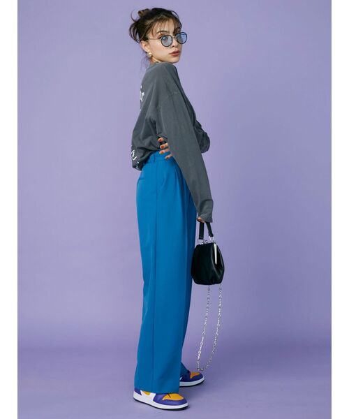 EVRIS（エヴリス）の「ROUND HEM サングラス（サングラス・レディース・その他1/ブラック・FREE）」の4枚目の写真