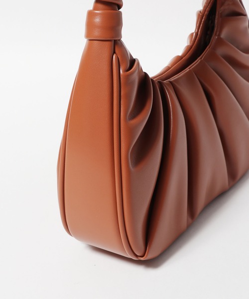 JW PEI（ジェイダブリューペイ）の「JW PEI/ジェイダブリューペイ Gabbi Ruched Hobo Handbag ハンドバッグ ミニバッグ（ハンドバッグ・レディース・ブラウン/エメラルドブルー/ブルー/ブラック/アイボリー/グレー/ホワイト・FREE）」の14枚目の写真