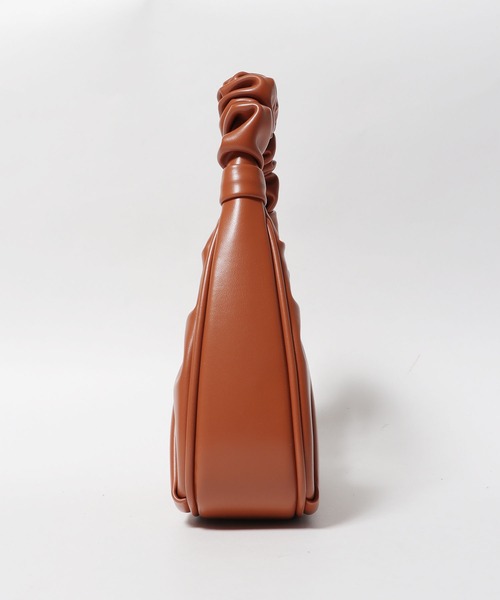 JW PEI（ジェイダブリューペイ）の「JW PEI/ジェイダブリューペイ Gabbi Ruched Hobo Handbag ハンドバッグ ミニバッグ（ハンドバッグ・レディース・ブラウン/エメラルドブルー/ブルー/ブラック/アイボリー/グレー/ホワイト・FREE）」の8枚目の写真