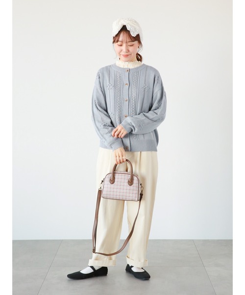 ehka sopo（エヘカソポ）の「ポンポン透かし編みカーディガン（カーディガン/ボレロ・レディース・イエロー/キナリ/グリーン/サックスブルー・ﾌﾘ-）」の7枚目の写真