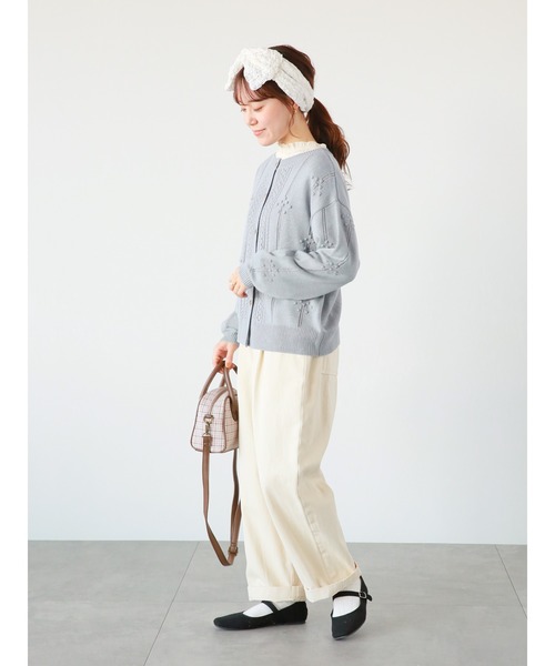 ehka sopo（エヘカソポ）の「ポンポン透かし編みカーディガン（カーディガン/ボレロ・レディース・イエロー/キナリ/グリーン/サックスブルー・ﾌﾘ-）」の12枚目の写真