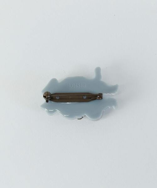 LOISIR(ロワズィール)の「AMA CATブローチ(ブローチ/コサージュ・レディース・ブルーグレー・FREE)」の2枚目の写真