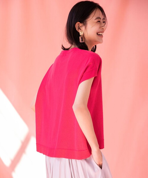 組曲(クミキョク)の「【洗える・型崩れしにくい】CHAI ニットTシャツ(ニット/セーター・レディース・ピンク系/アイボリー系/オールドローズ系/ネイビー系・5/7/6)」の1枚目の写真
