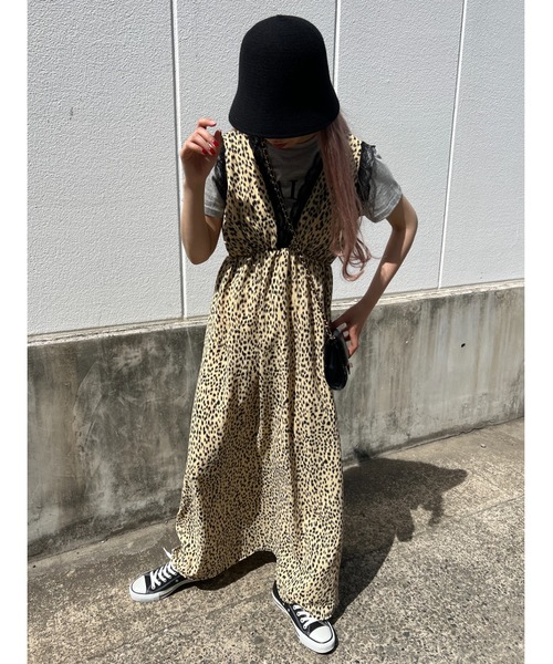 WC（ダブル シー）の「レオパードロングワンピース（ワンピース・レディース・ベージュ系その他・FREE）」の3枚目の写真