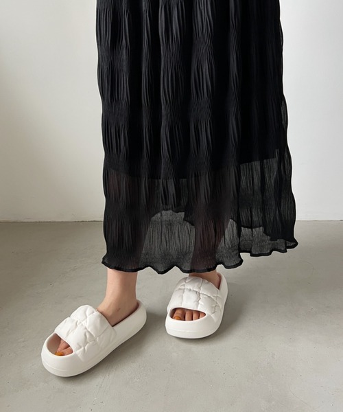 CLEA（クレア）の「パデッドフラット厚底サンダル（サンダル・レディース・グリーン/ホワイト/ブラック・23.5cm/24.5cm）」の19枚目の写真