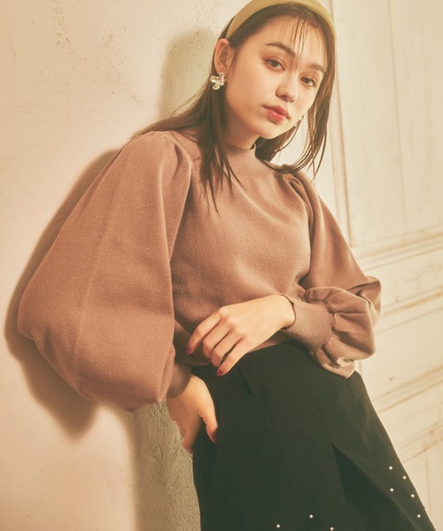 mysty woman（ミスティウーマン）の「キラキラ☆ラメハイネックニット