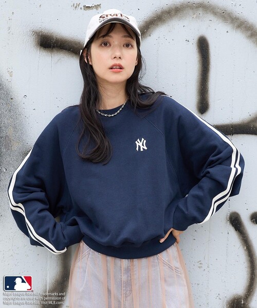 FREAK'S STORE(フリークスストア)の「MLB × FREAK'S STORE/エムエルビー MLB トラックプルオーバー/ラインスウェット(スウェット・レディース・グリーン/オフホワイト/ネイビー・フリ-)」の6枚目の写真