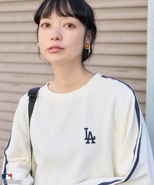 FREAK'S STORE(フリークスストア)の「MLB × FREAK'S STORE/エムエルビー MLB トラックプルオーバー/ラインスウェット(スウェット・レディース・グリーン/オフホワイト/ネイビー・フリ-)」の11枚目の写真