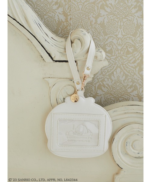 Maison de FLEUR（メゾンドフルール）の「あひるのペックル パスケース