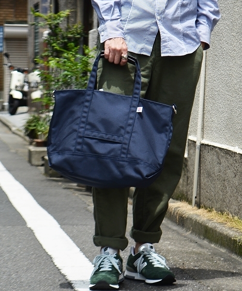 SHIPS（シップス）の「SA: 【アメリカ製】 2WAY ナイロン トートバッグ■（トートバッグ・メンズ・ブラック/ネイビー/カモフラージュ・ONE SIZE）」の9枚目の写真