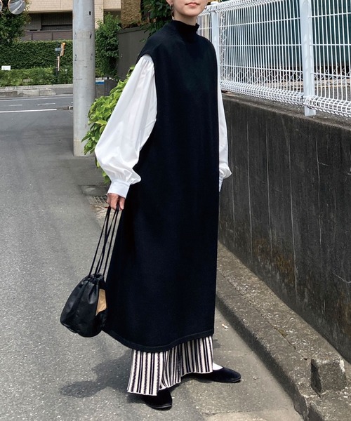 CORNERS by KR（コーナーズバイケーアール）の「CORNERS by KR 2wayハイネックスリットニットワンピ（ワンピース・レディース・ブラック/ベージュ/グレー・M）」の5枚目の写真